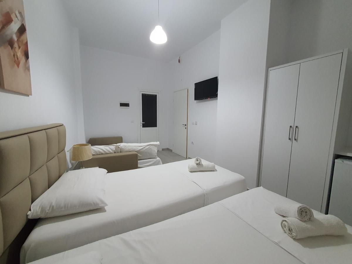 Отель Gusto Di Casa Саранда Экстерьер фото